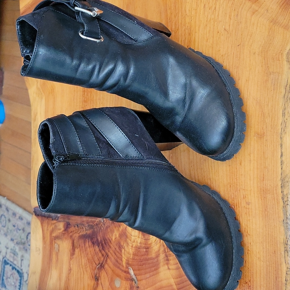 Women's Justfab boots